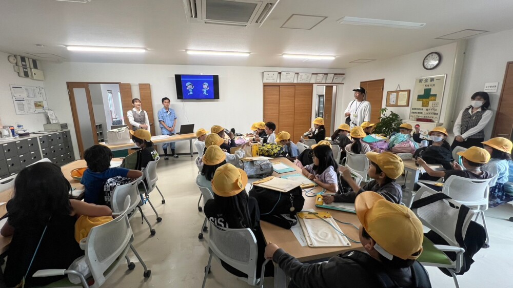 郡山小学校3年生のみなさんこんにちわ